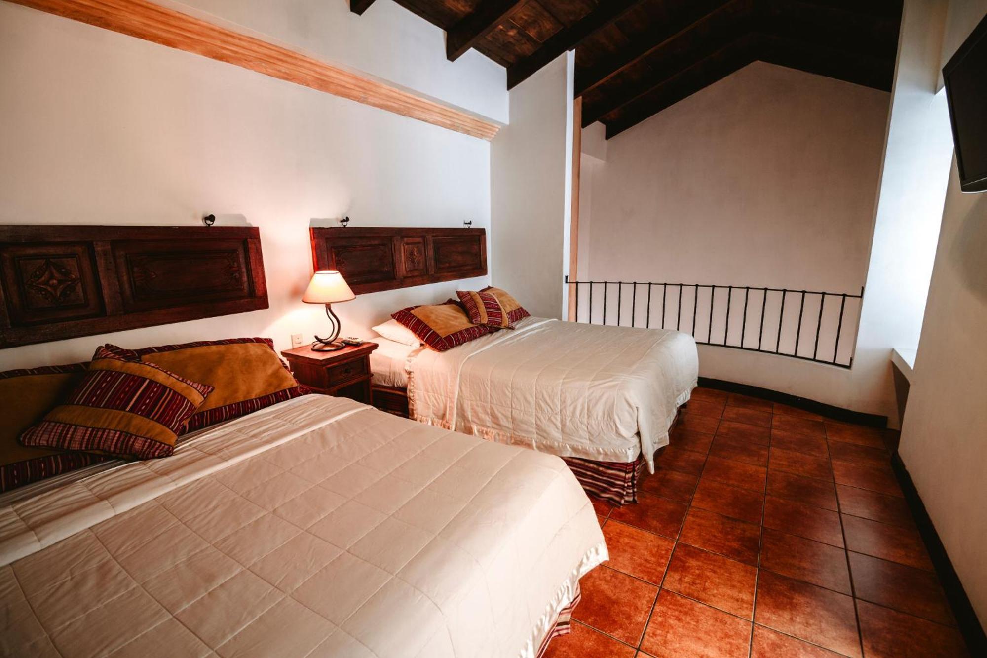 All Suite El Marques De Antigua Екстериор снимка