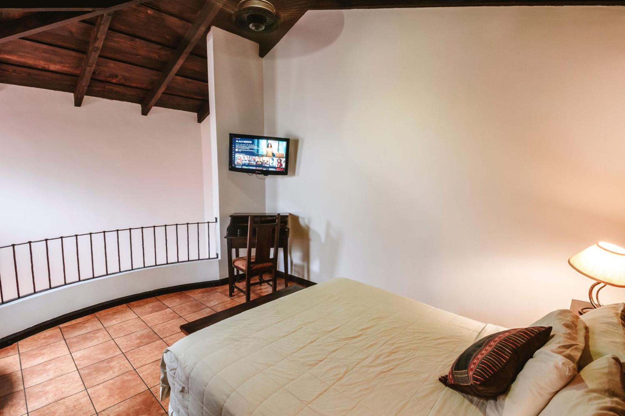 All Suite El Marques De Antigua Екстериор снимка