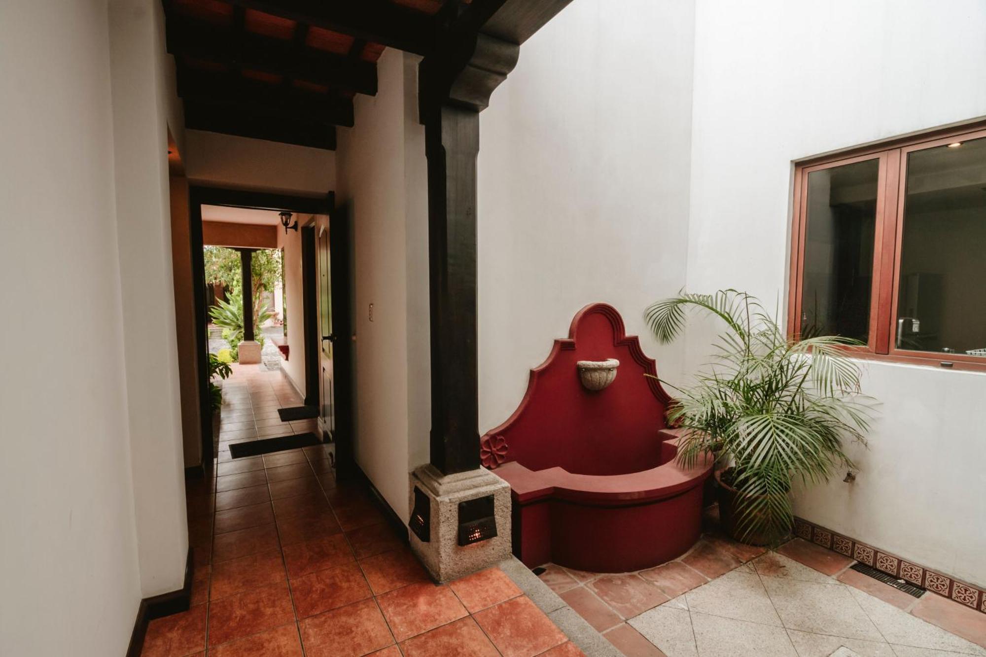 All Suite El Marques De Antigua Екстериор снимка