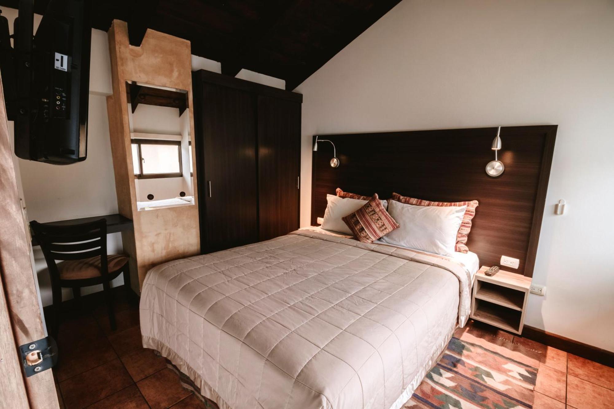 All Suite El Marques De Antigua Екстериор снимка