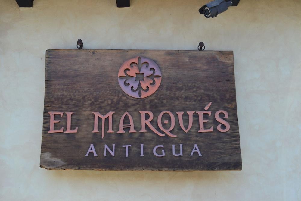 All Suite El Marques De Antigua Екстериор снимка